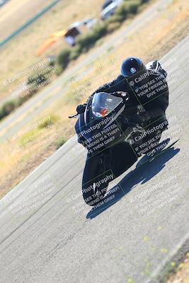 media/Oct-15-2023-TrackXperience (Sun) [[85198ff50b]]/Group 3/session 4 turn 3/